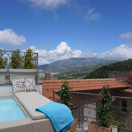 Villa Pietraluna *