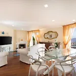 Pietraluna فيلة